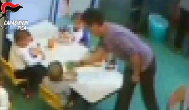 «Picchiare i bimbi per educarli» 