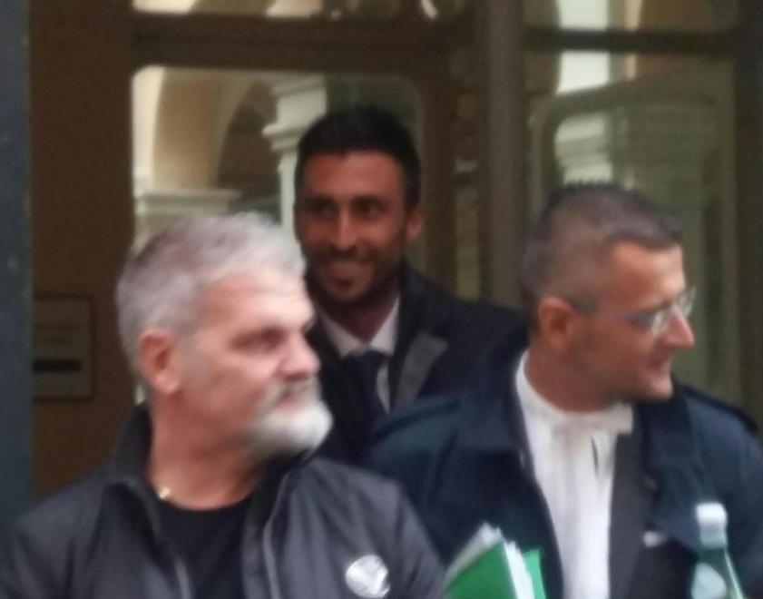 Offese al vice questore assolto Andrea Caracciolo 