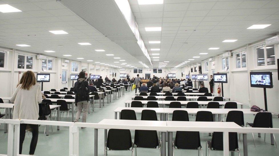 Aemilia, Caruso s’infuria in aula: «Testimonianze false!» 