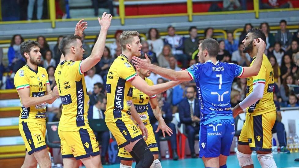 Azimut a Ravenna e mercoledì con le maglie Panini