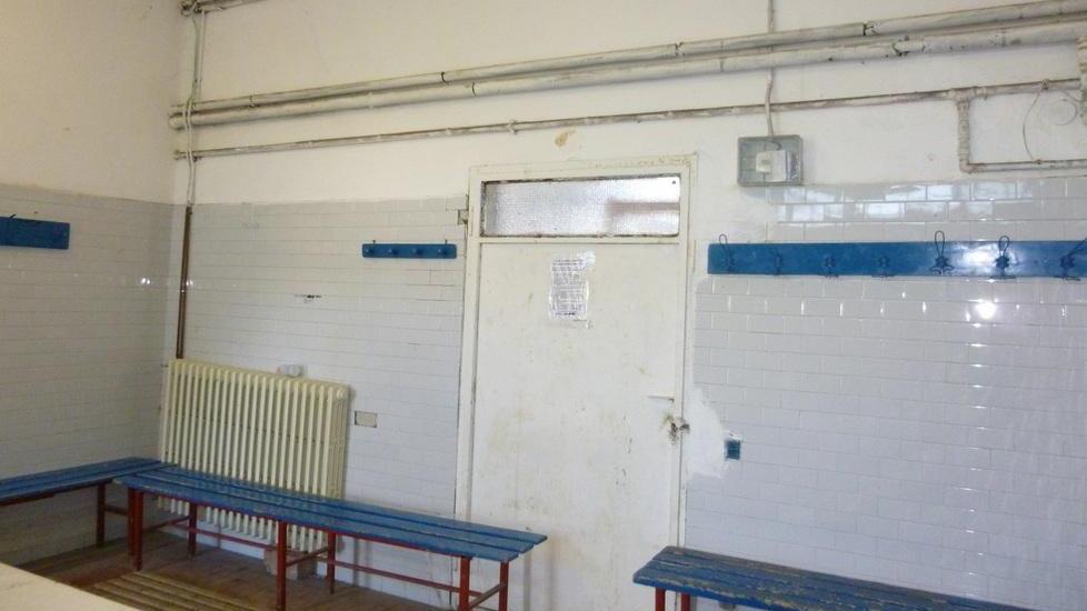 Sbagli e ritardi allo stadio ora riaprono gli spogliatoi