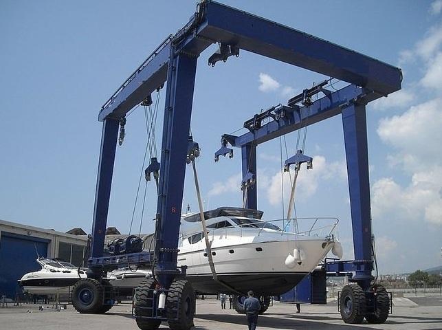 Il travel lift resta ancora lontano 