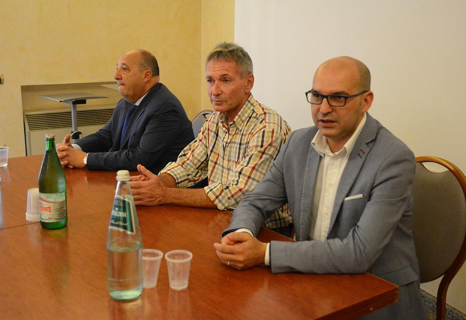 Oristano, il nuovo aeroporto di Fenosu decolla tra le denunce 