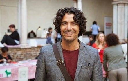  Nizzoli racconta l’amore con i fumetti 