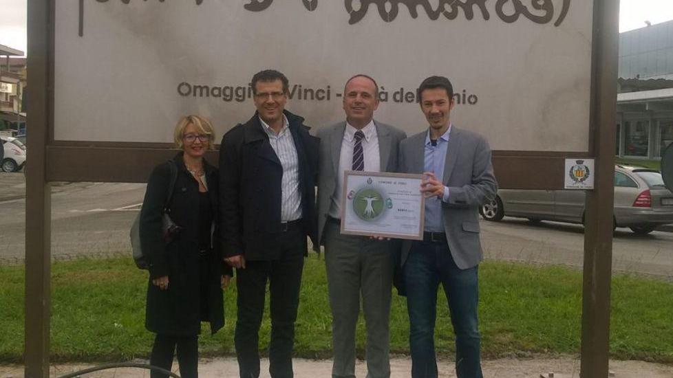 Ora nella piazza c’è anche un parco