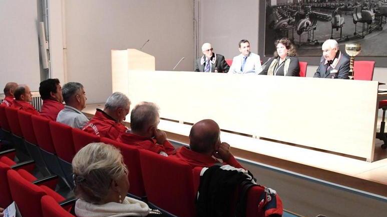 Raduno dell’Anc Oggi si scopre il busto dedicato a Gronchi