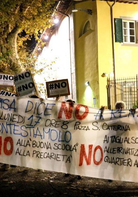 Occupy Santa Caterina antagonisti in piazza per dire No a Renzi 