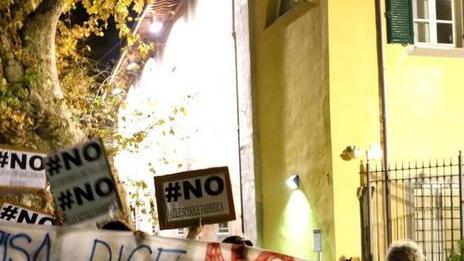 Occupy Santa Caterina antagonisti in piazza per dire No a Renzi