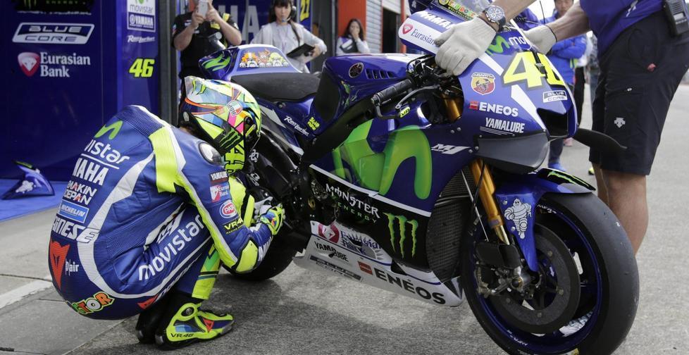Rossi, una pole da leggenda Marquez e Lorenzo dietro