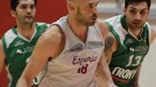 Due squadre sono già in fuga Esperia e Antonianum volano