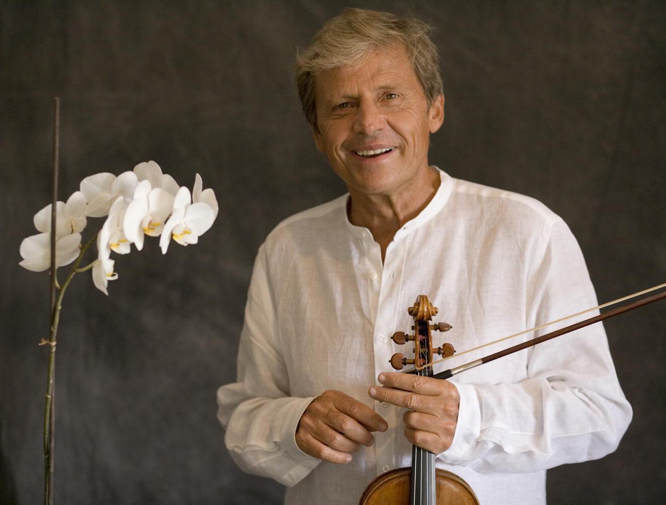 Uto Ughi con il suo violino