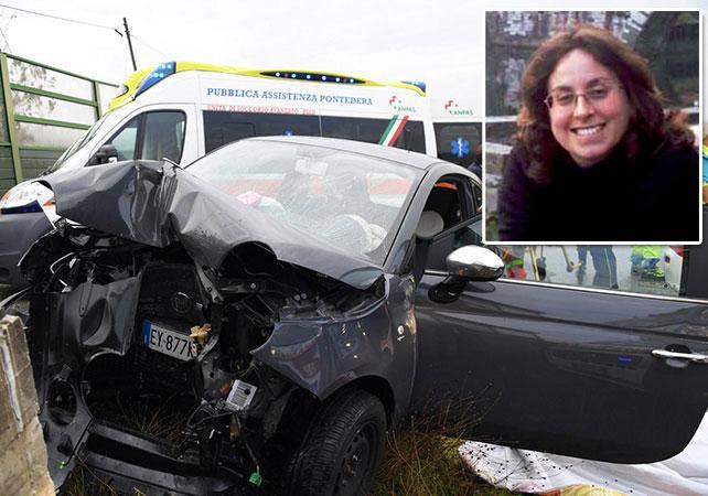 Con l'auto si schianta contro un muro: muore mamma di 34 anni - Video
