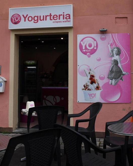 Rapina una coppia e assalta un locale 