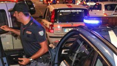 In piazza Dante giù le serrande dalle 19,30