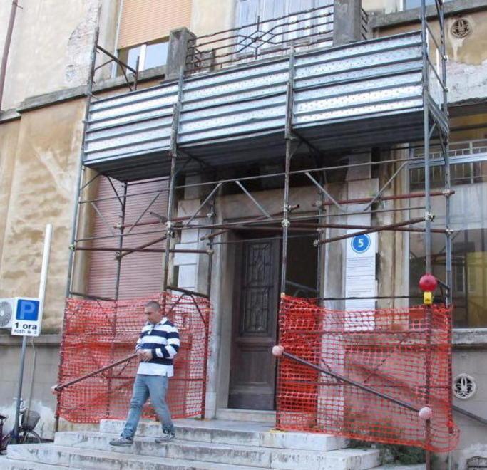 «Aprite il secondo, il quinto padiglione è ridotto così...»