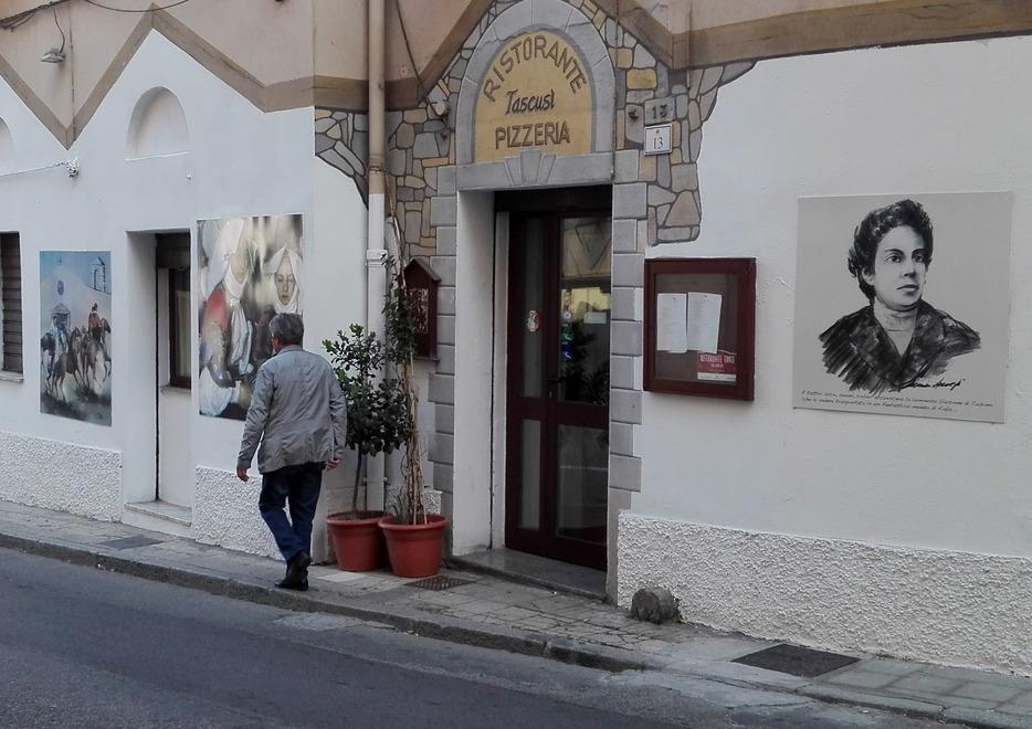 Tascusì, omaggio del maestro Adolfi a Grazia Deledda