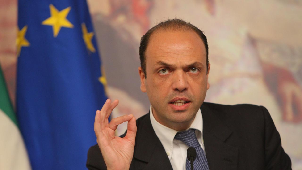 Il ministro dell'Interno Angiolino Alfano