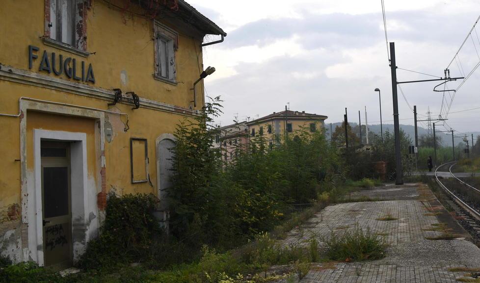 Nell’area dei binari da tempo il degrado la fa da padrone