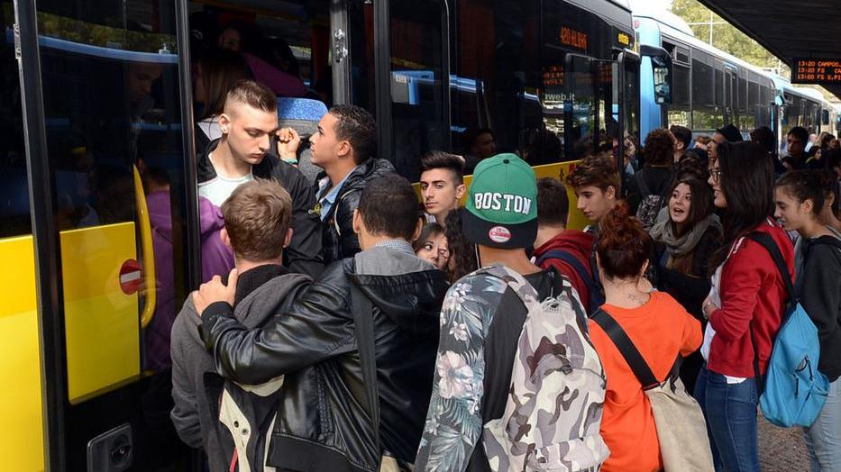 Seta: «Via le multe a chi è abbonato» Ma la Regione frena