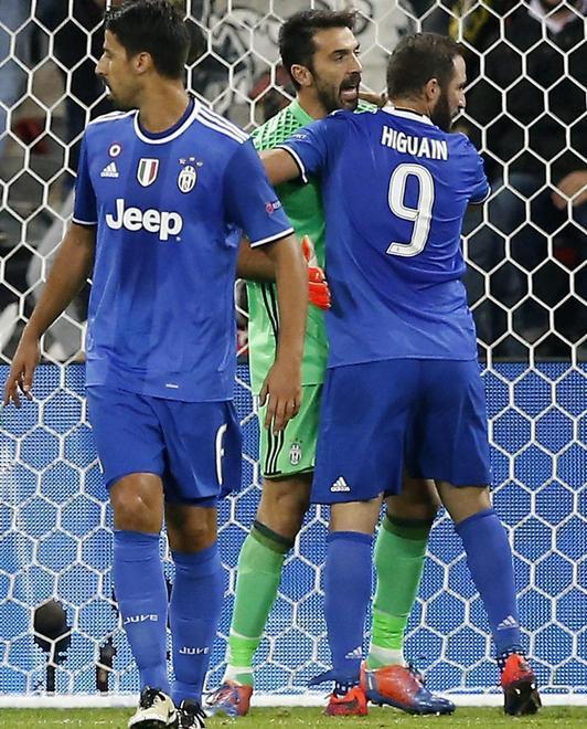La Juventus ipoteca gli ottavi A Lione i portieri sono decisivi 