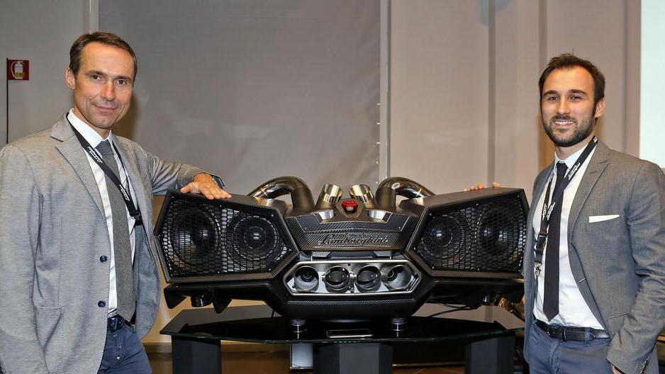 Amplificatore stile Lamborghini Potenza 800 watt, 20 mila euro