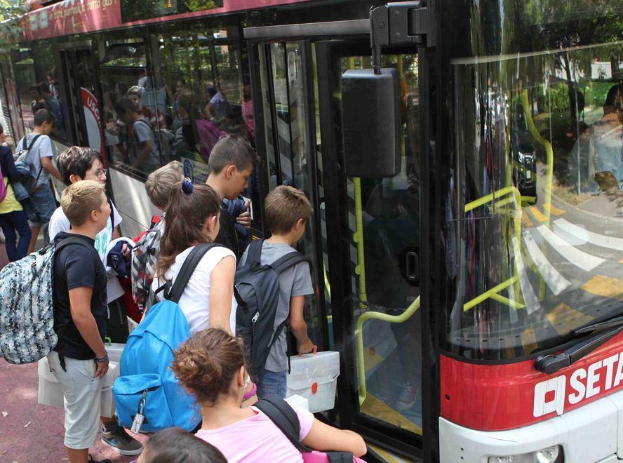 Troppi disagi e gli studenti disertano i bus 