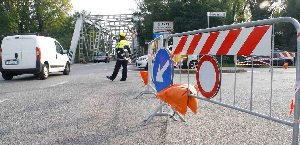 Frana in via Bassa, scatta il divieto d’accesso 