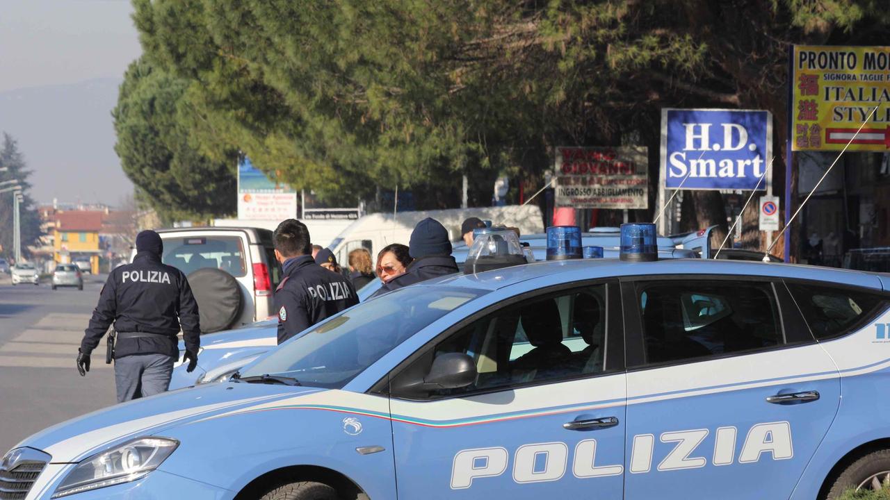 Una volante della polizia