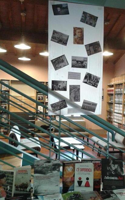 Ci vuole una statua la biblioteca non basta 