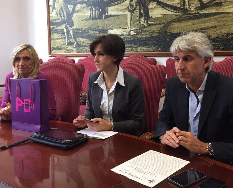 Il parcheggio a Forte si paga con un’App sul telefono cellulare 