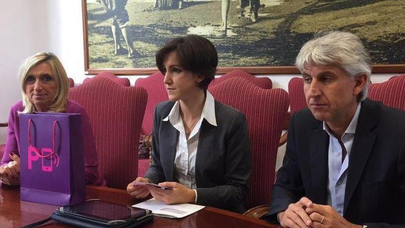 Il parcheggio a Forte si paga con un’App sul telefono cellulare