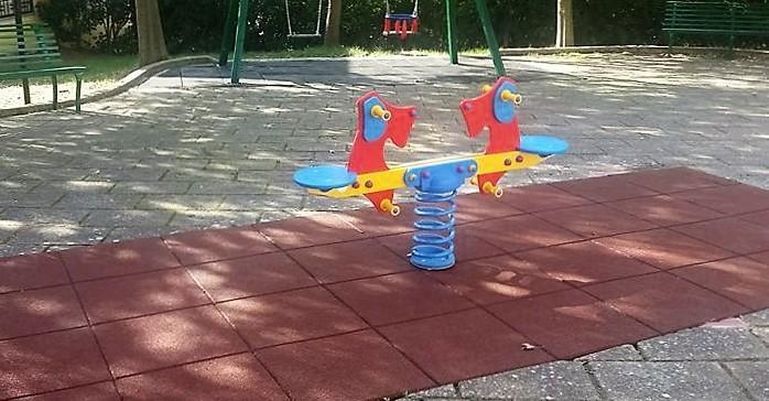 La giunta di Ploaghe devolve le indennità per i giochi dei bimbi