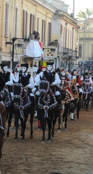 Sartiglia, sul “buco” incontro tra cavalieri e Fondazione 