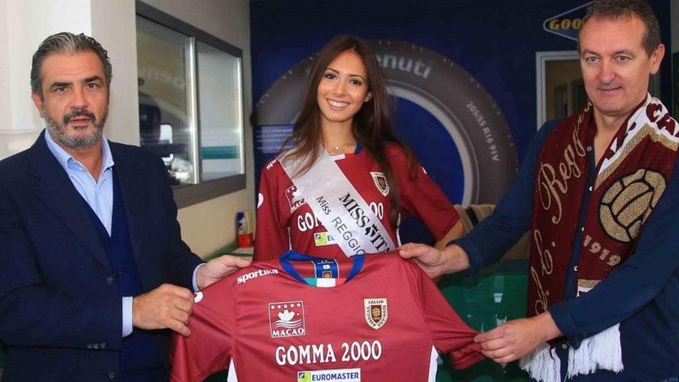 Gomma 2000 sulle maglie granata