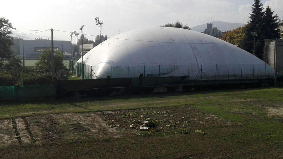 Raddoppiano i campi da tennis