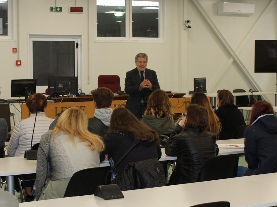 Alternanza scuola-lavoro in cancelleria 