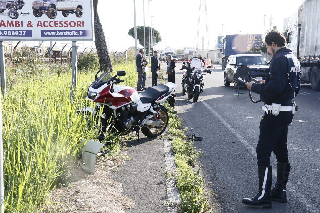I rilievi dell'incidente in via Da Vinci (Marzi/Pentafoto)