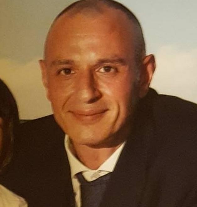 Papà muore a 43 anni: trovato senza vita a casa 