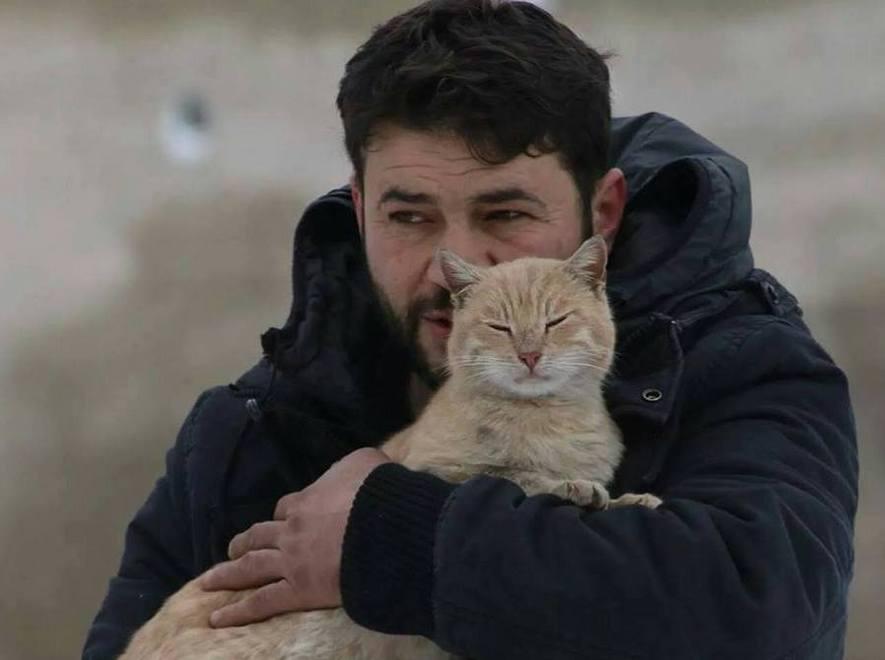 Un calendario per “il gattaro di Aleppo” 