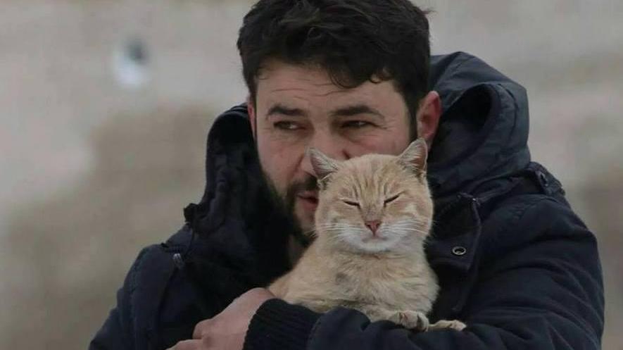 Un calendario per “il gattaro di Aleppo”