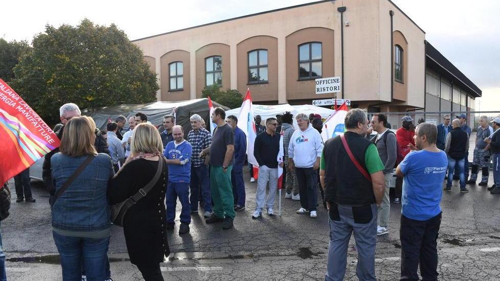 «L’indotto si può salvare coinvolgendo la Piaggio»