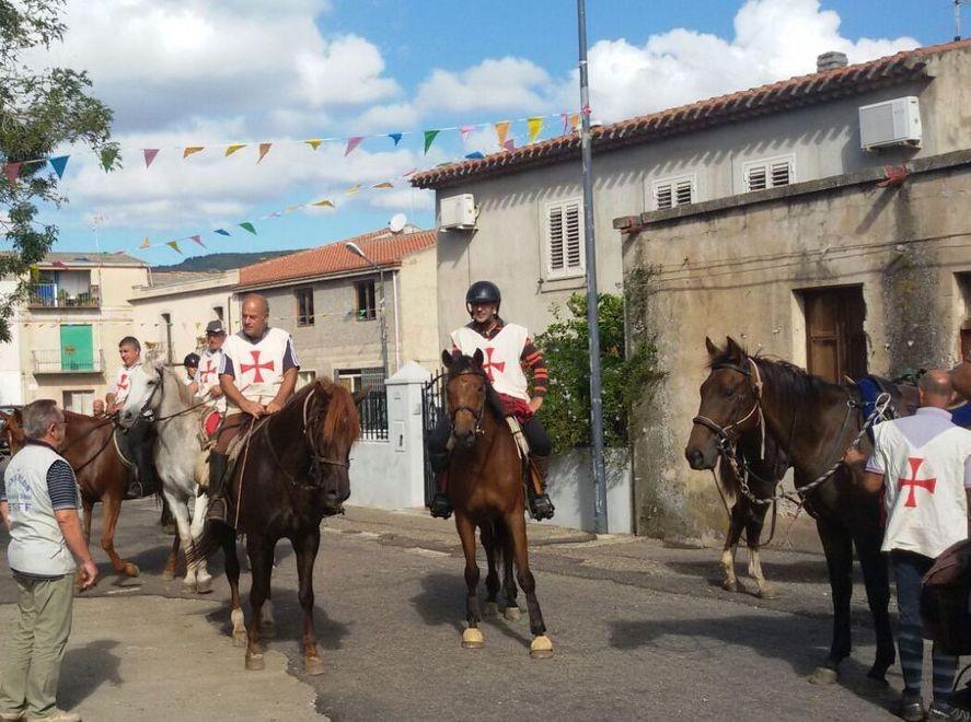 Rievocati i percorsi medievali a cavallo 