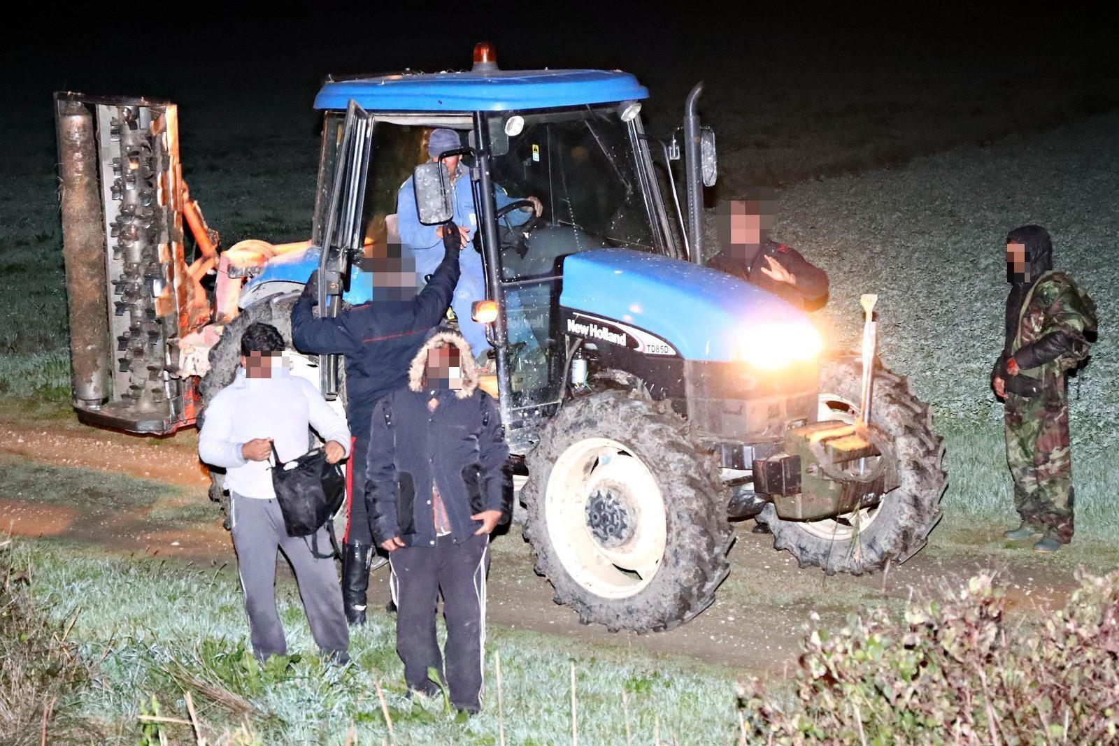 Il trattore che ha bloccato i protagonisti dell'incidente