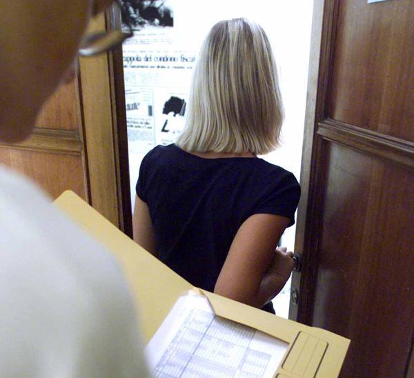 Finti tecnici Enel tentano di truffare una pensionata 