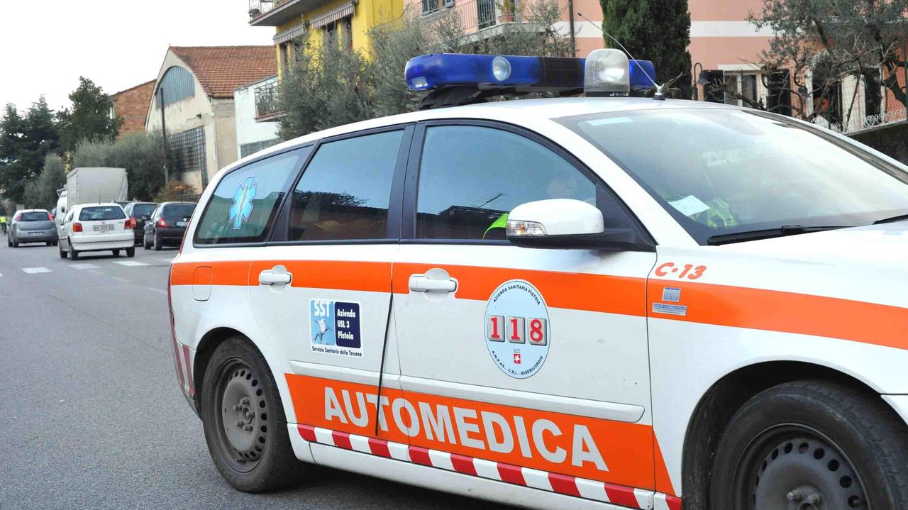 Sul posto è intervenuta anche l'automedica