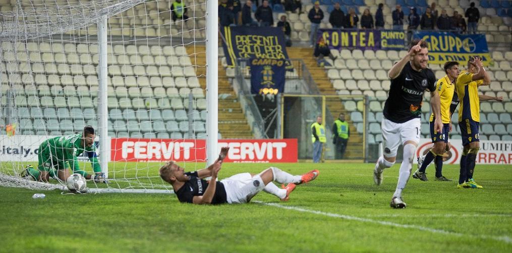 Il Modena scopre il baby Chiossi, ma cade contro il Venezia 