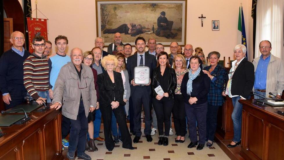 Consegnato il defibrillatore Panathlon