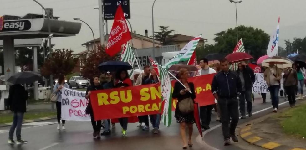 Presidio quotidiano dei lavoratori Snai davanti ai cancelli 