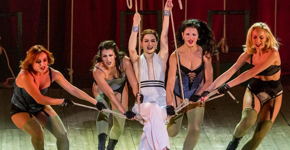 “Cabaret”, una prima da applausi per la stagione di prosa