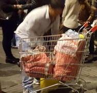 Foglio di via per il venditore abusivo di alcol